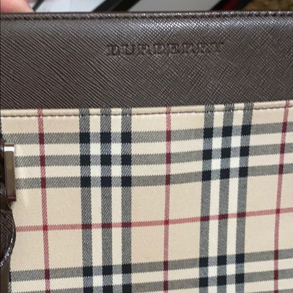 Burberry Bag - Picture 2 of 4
